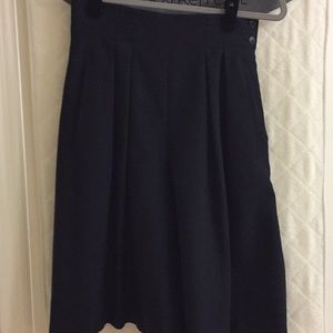 Black culottes size 4 in excellent condition